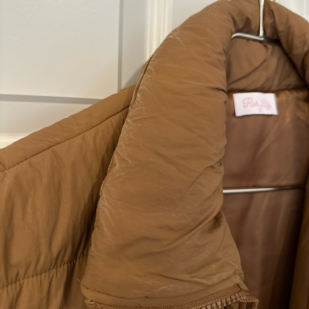 Pink Lily Brown Boxy Puff Vest - Picture 2 of 3